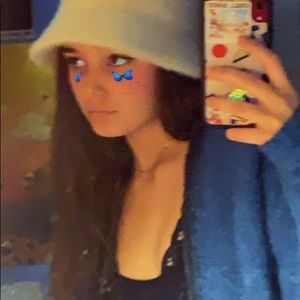 Meet your Posher, Sofia